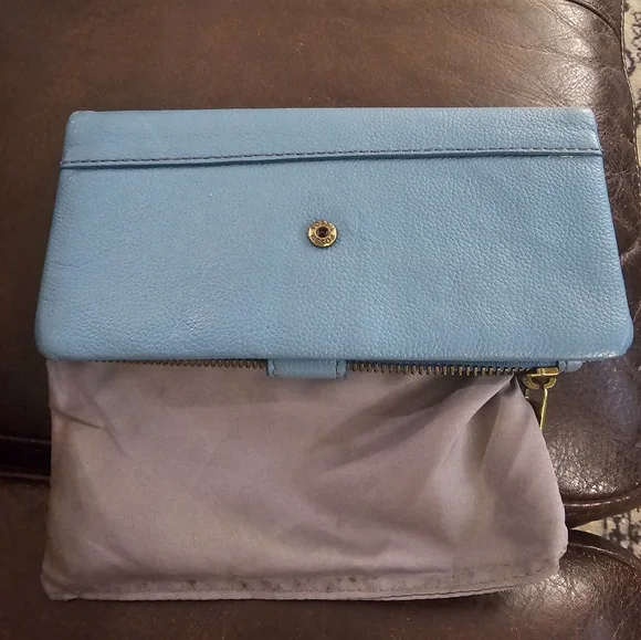 Fossil Lainie Blue Leather Clutch Wallet EUC - Picture 12 of 13
